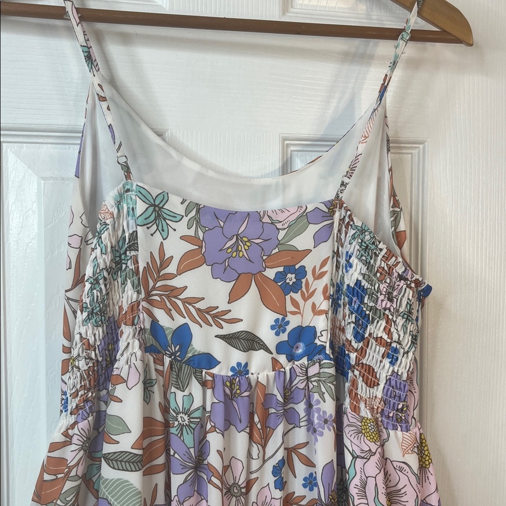White Tiered Floral Print Maxi Dress Adjustable Spaghetti Straps Size Large - Picture 6 of 13